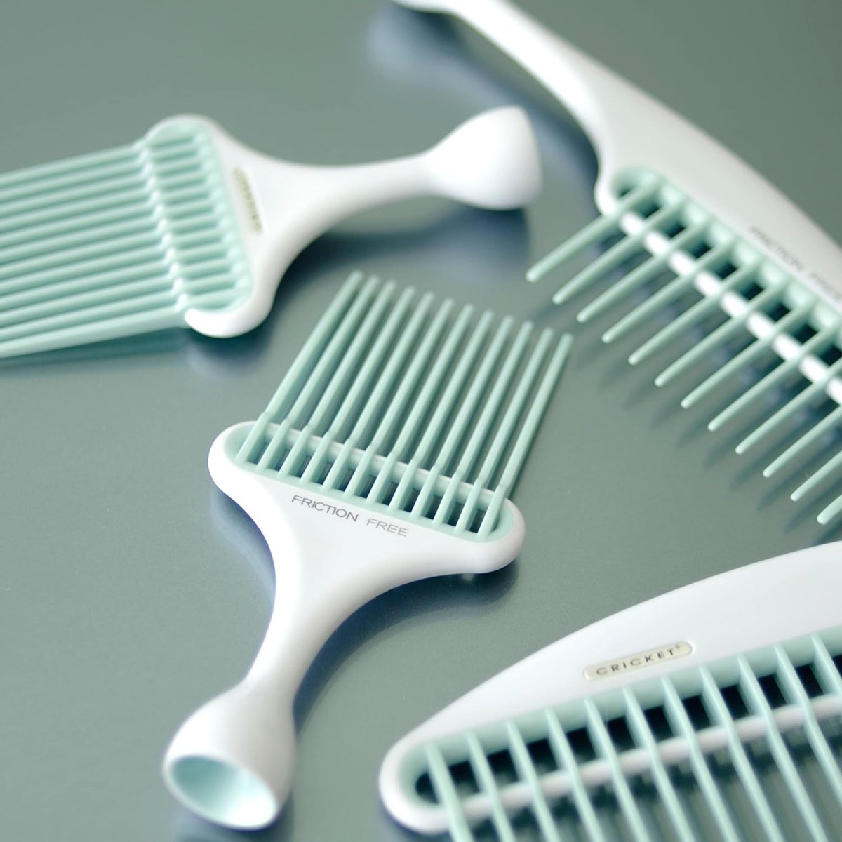 Cricket Friction Free Pick Comb - Kade Hair