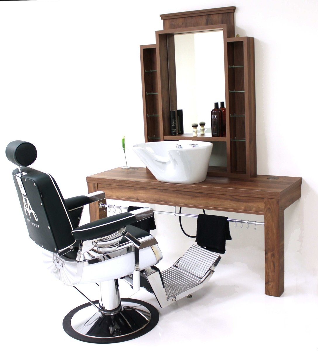 REM Montana Barber Unit - Kade Hair