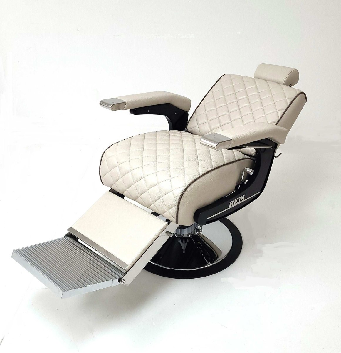 REM Voyager GT Barber Chair - Diamond Stitched - Kade Hair