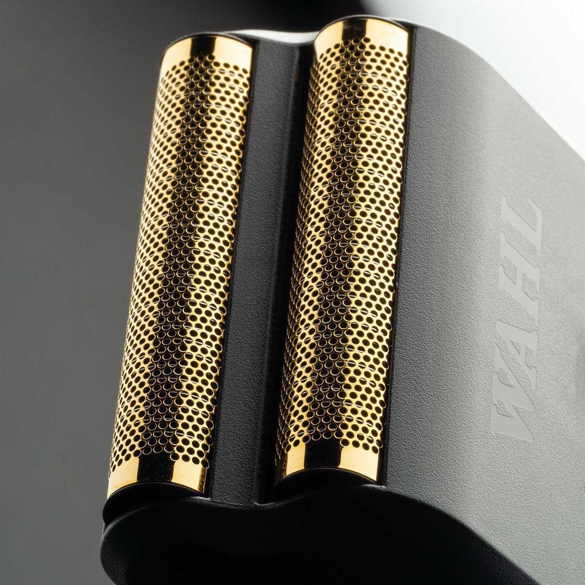 WAHL Vanish Foil Shaver - Kade Hair